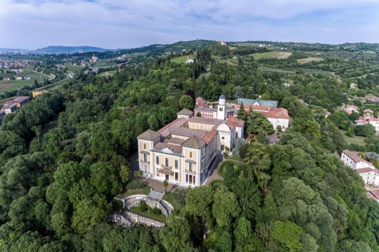 Il Convento Di Villa San Fermo ลูนิโก ภายนอก รูปภาพ